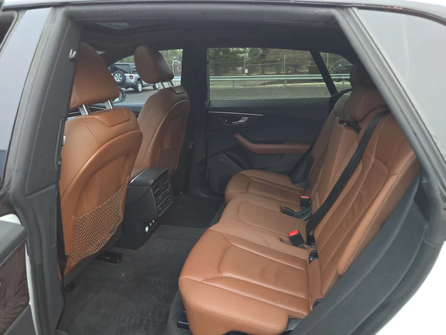 Audi Q8 Premium QUATTRO - автомобили, коли, обяви за нови и употребявани 11