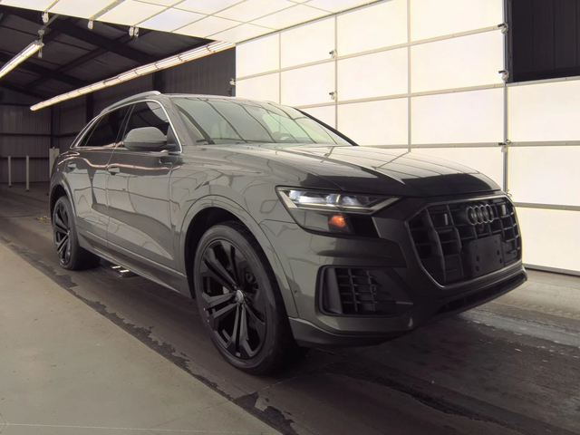 Audi Q8 Premium Plus - автомобили, коли, обяви за нови и употребявани 2