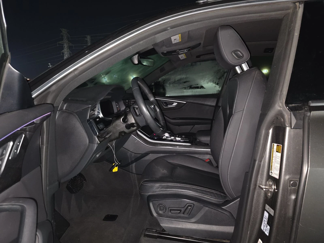 Audi Q8 Premium Plus - автомобили, коли, обяви за нови и употребявани 7