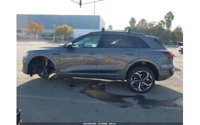 Audi Q8 E-TRON PREMIUM PLUS QUATTRO - автомобили, коли, обяви за нови и употребявани 6