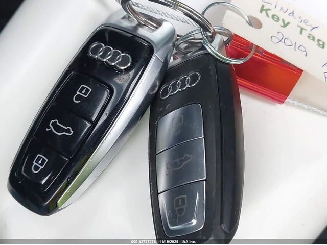 Audi Q8 55 TFSI PREMIUM - автомобили, коли, обяви за нови и употребявани 9