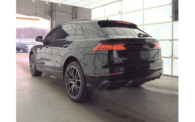 audi-q8 - 5
