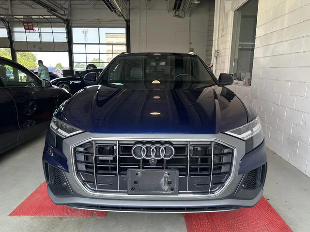 Audi Q8 Sline* Distronic* Обдух* Carplay* 360* Пано - автомобили, коли, обяви за нови и употребявани 1