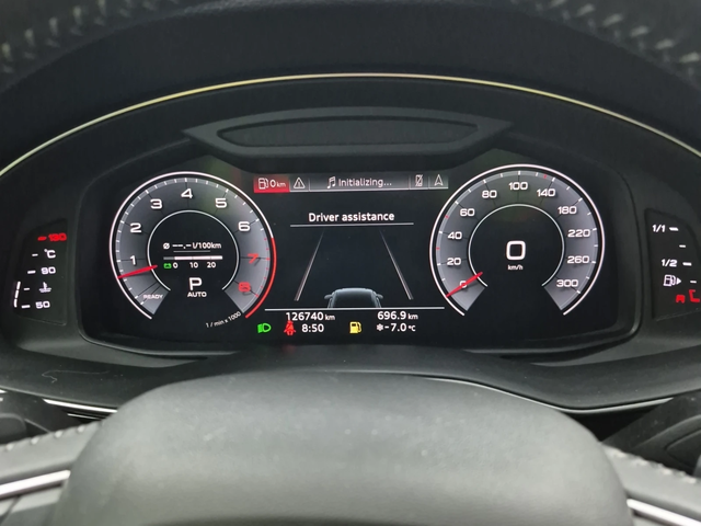 Audi Q8 Progressiv* Quattro* Pan/Roof* Apple carplay* Keyl - автомобили, коли, обяви за нови и употребявани 9