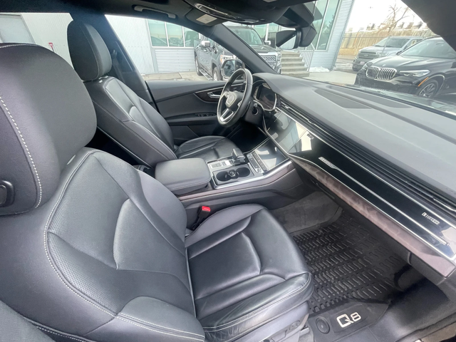 Audi Q8 Progressiv SLine Quatt С РЕГИСТРАЦИЯ & АВТО КРЕДИТ - автомобили, коли, обяви за нови и употребявани 8