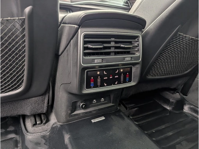 Audi Q8 Progressiv* 55 TFSI* АвтоКредит* (ЦЕНА ДО БГ) - автомобили, коли, обяви за нови и употребявани 12