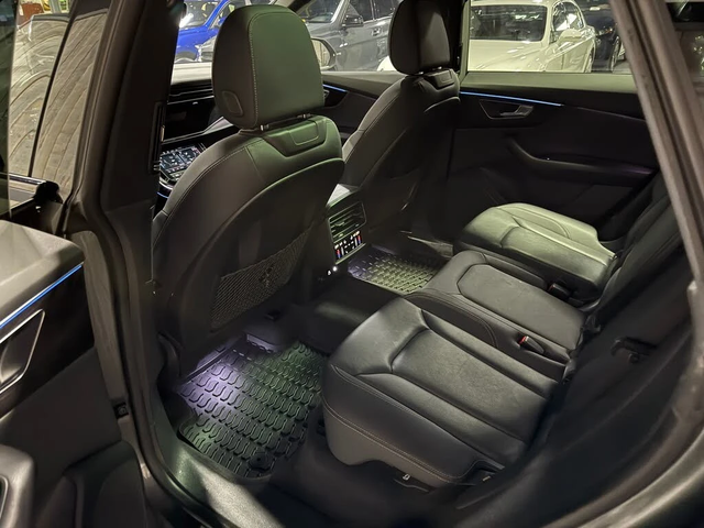 Audi Q8 Progressiv* 55 TFSI* АвтоКредит* (ЦЕНА ДО БГ) - автомобили, коли, обяви за нови и употребявани 9