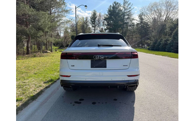 audi-q8 - 3