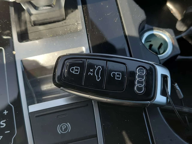 Audi Q8 PROGRESSIV| 360| OБДУХВАНЕ| PANO| - автомобили, коли, обяви за нови и употребявани 7
