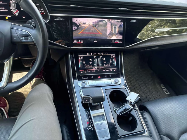 Audi Q8 Technik/ПАНОРАМА/ДИСТРОНИК/360/ОБДУХВАНЕ - автомобили, коли, обяви за нови и употребявани 8