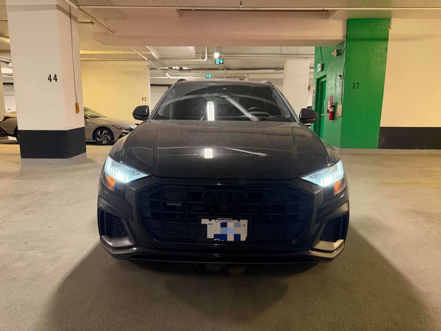 Audi Q8 Technik/ПАНОРАМА/ДИСТРОНИК/360/ВТОРИ ГУМИ И ДЖАНТИ - автомобили, коли, обяви за нови и употребявани 1