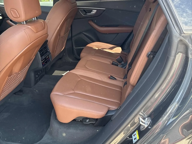 Audi Q8 Technik * Keyless * CARFAX * АВТО КРЕДИТ * - автомобили, коли, обяви за нови и употребявани 9