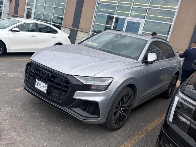 Audi Q8 Technik/Quattro/HUD/B&O/Pano/Обдухване - автомобили, коли, обяви за нови и употребявани 0