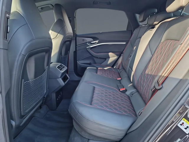 Audi Q8 e-tron 50Q SpB 3x S-Line 360 Matrix AIR PANO DISTR - автомобили, коли, обяви за нови и употребявани 12