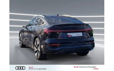 audi-q8 - 3