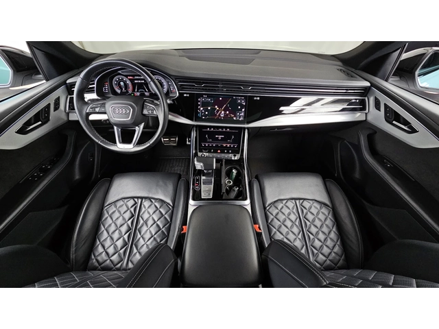 Audi Q8 MATRIX* DIS* SOFT-CLOSE* МАСАЖ* ОБДУХ* 360* HUD* S - автомобили, коли, обяви за нови и употребявани 5