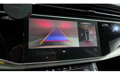Audi Q8 MATRIX* BLK OPT* DIS* 360* HUD* ОБДУХ* SOFT-CLOSE* - автомобили, коли, обяви за нови и употребявани 11