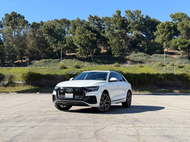 Audi Q8 PRESTIGE* S-LINE* МАСАЖ* ОБДУХ* PANO* MATRIX* КРАЙ - автомобили, коли, обяви за нови и употребявани 0