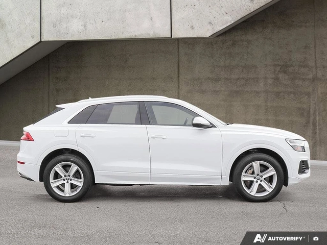 Audi Q8 55 TFSI Quattro Progressiv* DISTRONIC* 360* PANO* - автомобили, коли, обяви за нови и употребявани 3