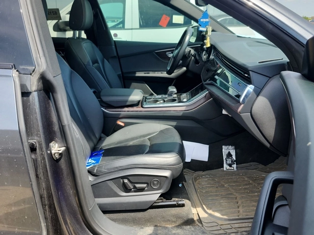 Audi Q8 PROGRESSIV* QUATTRO* ПОДГРЕВ* ОБДУХВАНЕ* ПАНО* - автомобили, коли, обяви за нови и употребявани 16
