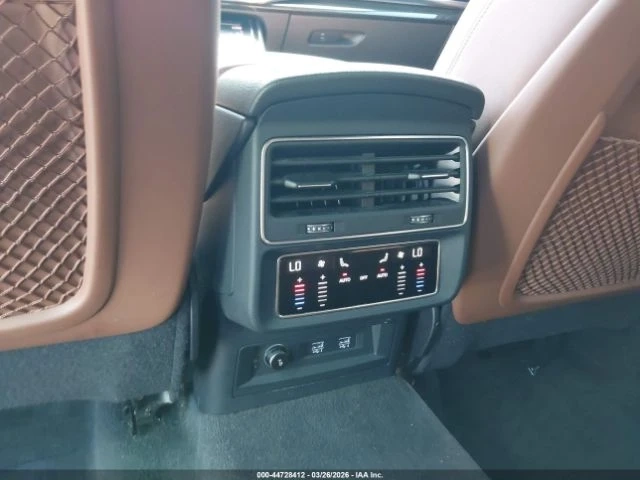 Audi Q8 PREMIUM* DISTRONIC* ПОДГРЕВ* ОБДУХВАНЕ* 360* КАМЕР - автомобили, коли, обяви за нови и употребявани 13