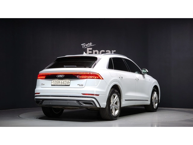 Audi Q8 45 TDI quattro Premium - автомобили, коли, обяви за нови и употребявани 1