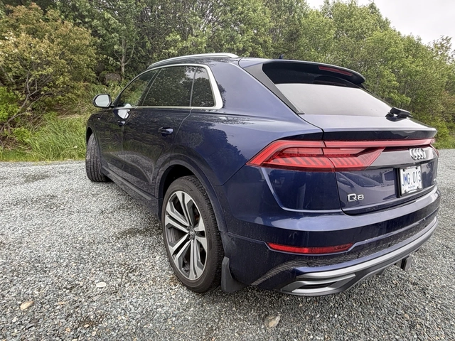 Audi Q8 55 TFSI quattro Technik - автомобили, коли, обяви за нови и употребявани 3