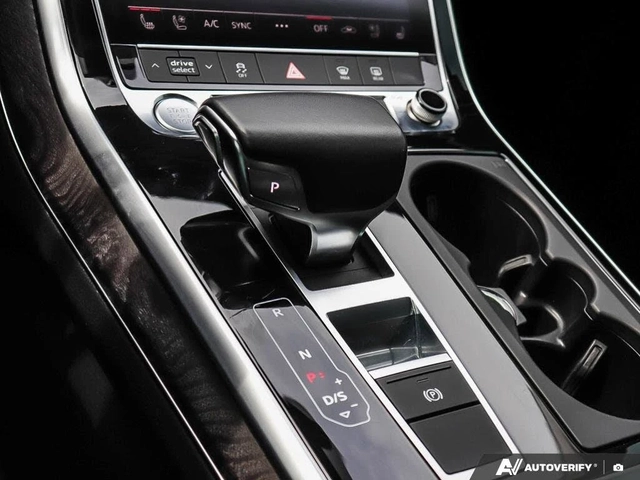 Audi Q8 3.0 55TFSI Quattro - автомобили, коли, обяви за нови и употребявани 11