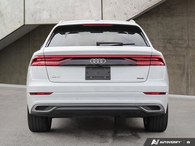 Audi Q8 3.0 55TFSI Quattro - автомобили, коли, обяви за нови и употребявани 2