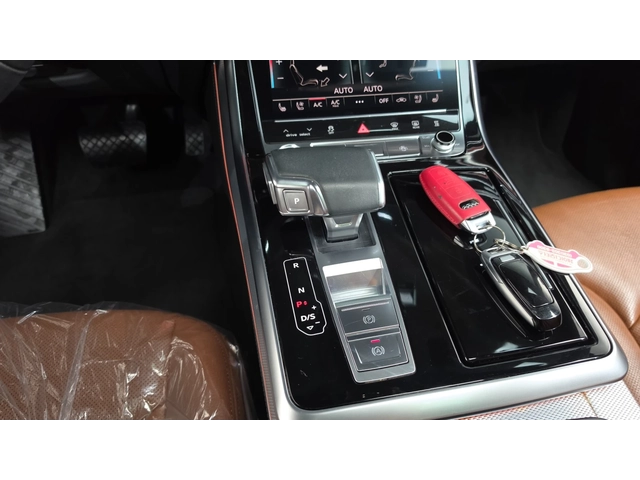 Audi Q8 45 TDI Quattro Premium - автомобили, коли, обяви за нови и употребявани 8
