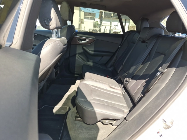 Audi Q8 55 TFSI Quattro Progressiv - автомобили, коли, обяви за нови и употребявани 9