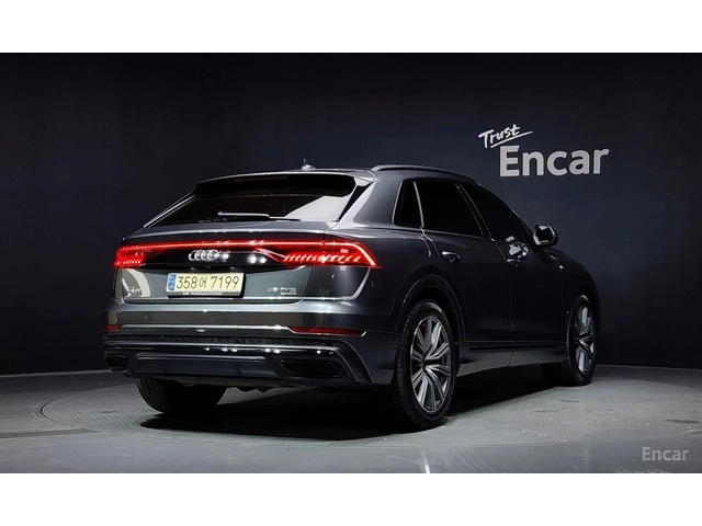 Audi Q8 55 TFSI Quattro Premium | 360 | Soft close| Масаж - автомобили, коли, обяви за нови и употребявани 1