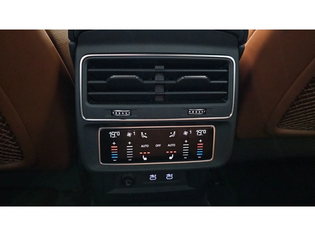 Audi Q8 45 TDI Quattro Premium| 360  Камера| HUD| Soft clo - автомобили, коли, обяви за нови и употребявани 14