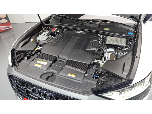 Audi Q8 45 TDI Quattro Premium| 360  Камера| HUD| Soft clo - автомобили, коли, обяви за нови и употребявани 4