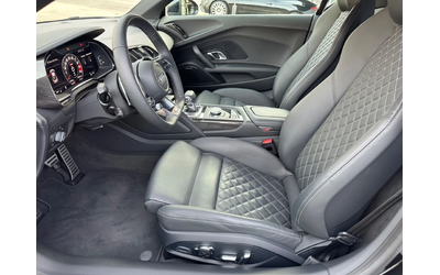 Audi R8 5.2 quattro - автомобили, коли, обяви за нови и употребявани 8