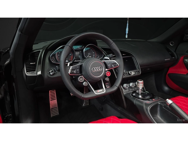 Audi R8 5.2 V10 SPIDER* ЧЕРВЕНА КОЖА* ПОДГРЕВ* КАМЕРА - автомобили, коли, обяви за нови и употребявани 10