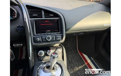 Audi R8 V10 COUPE - автомобили, коли, обяви за нови и употребявани 6