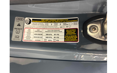 Audi R8 SPYDER 5.2L 10cyl AWD - автомобили, коли, обяви за нови и употребявани 11
