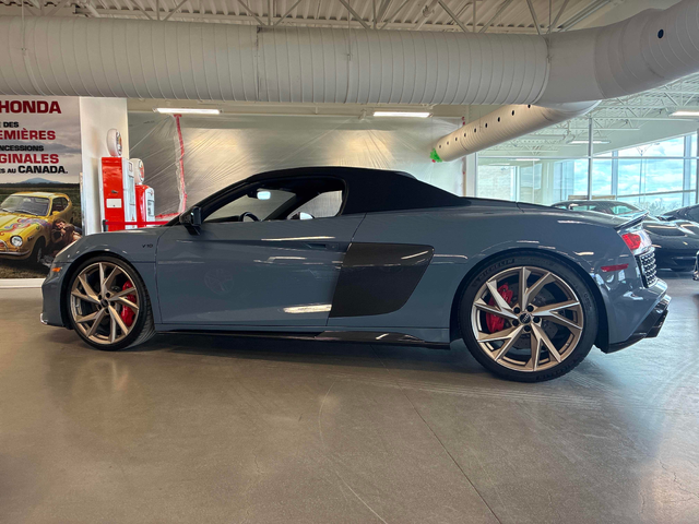 Audi R8 SPYDER 5.2L 10cyl AWD - автомобили, коли, обяви за нови и употребявани 1