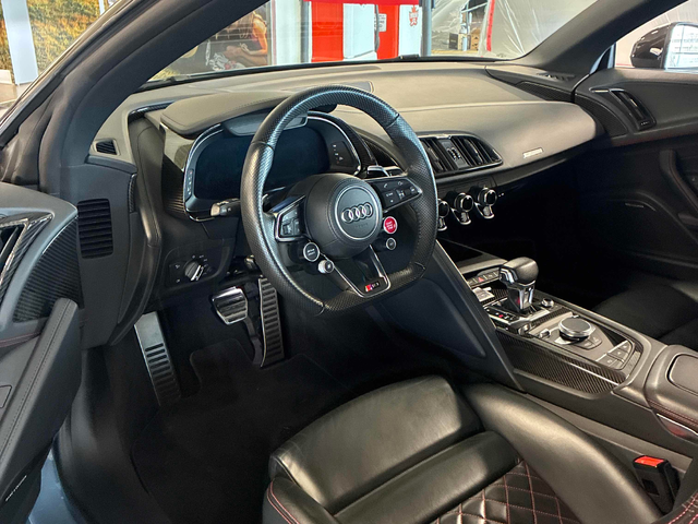 Audi R8 SPYDER 5.2L 10cyl AWD - автомобили, коли, обяви за нови и употребявани 4
