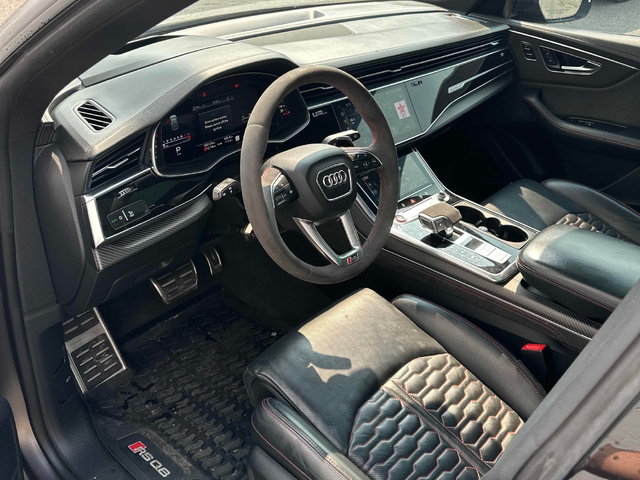 Audi RS Q8 4.0L 8cyl AWD - автомобили, коли, обяви за нови и употребявани 4