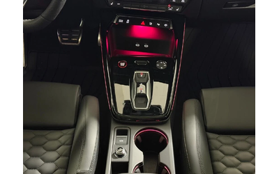 Audi Rs3 2.5T* quattro* AвтоКредит * (ЦЕНА ДО БГ) - автомобили, коли, обяви за нови и употребявани 13