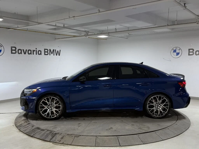 Audi Rs3 2.5T* quattro* AвтоКредит * (ЦЕНА ДО БГ) - автомобили, коли, обяви за нови и употребявани 1