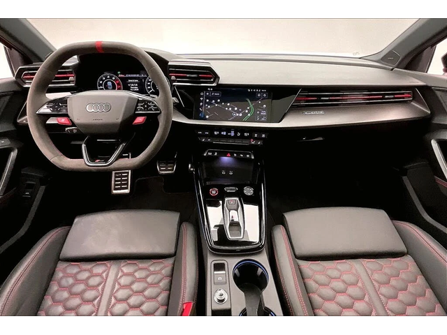 Audi Rs3 2.5T* quattro* AвтоКредит * (ЦЕНА ДО БГ) - автомобили, коли, обяви за нови и употребявани 9