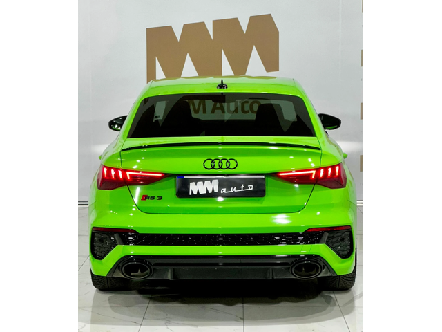 Audi Rs3 Quattro* Ceramic* Matrix* HuD* B&O - автомобили, коли, обяви за нови и употребявани 4