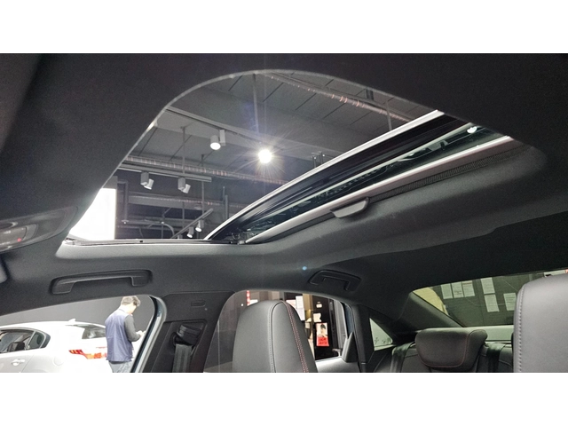 Audi Rs3 2.5 TFSI quattro - автомобили, коли, обяви за нови и употребявани 13