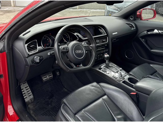 Audi Rs5 AWD* 4.2L* Кожа* Подгрев* CARFAX* ДВА КЛЮЧА - автомобили, коли, обяви за нови и употребявани 5