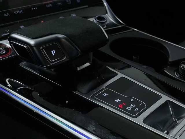 Audi Rs6 4.0Т* Performance* AвтоКредит * (ЦЕНА ДО БГ) - автомобили, коли, обяви за нови и употребявани 14