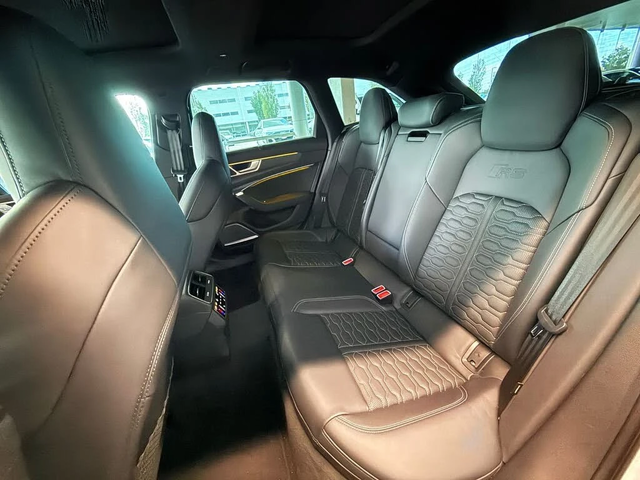 Audi Rs6 4.0Т* Performance* AвтоКредит * (ЦЕНА ДО БГ) - автомобили, коли, обяви за нови и употребявани 10