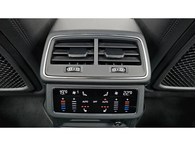Audi Rs6 Avant 4.0 TFSI quattro Performance - автомобили, коли, обяви за нови и употребявани 10